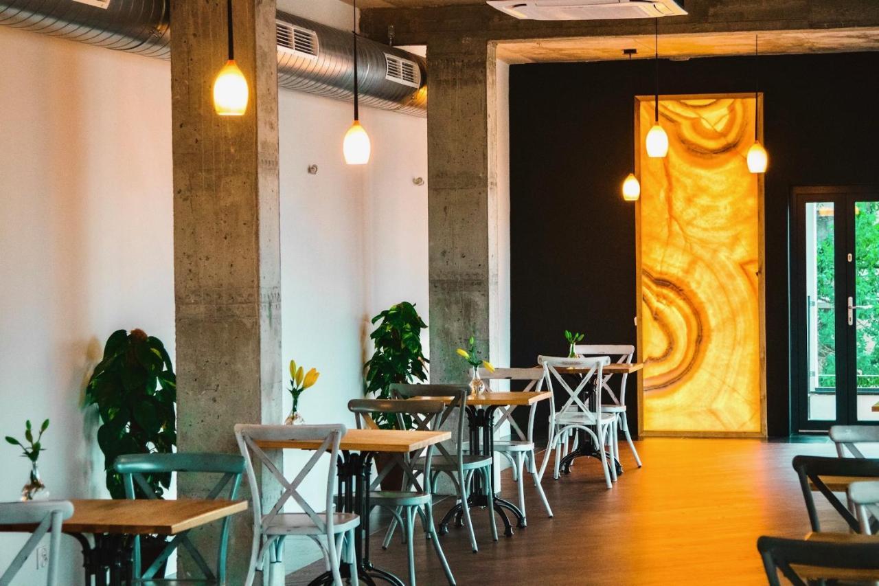 Amber Port Hotel Darlowko Ngoại thất bức ảnh