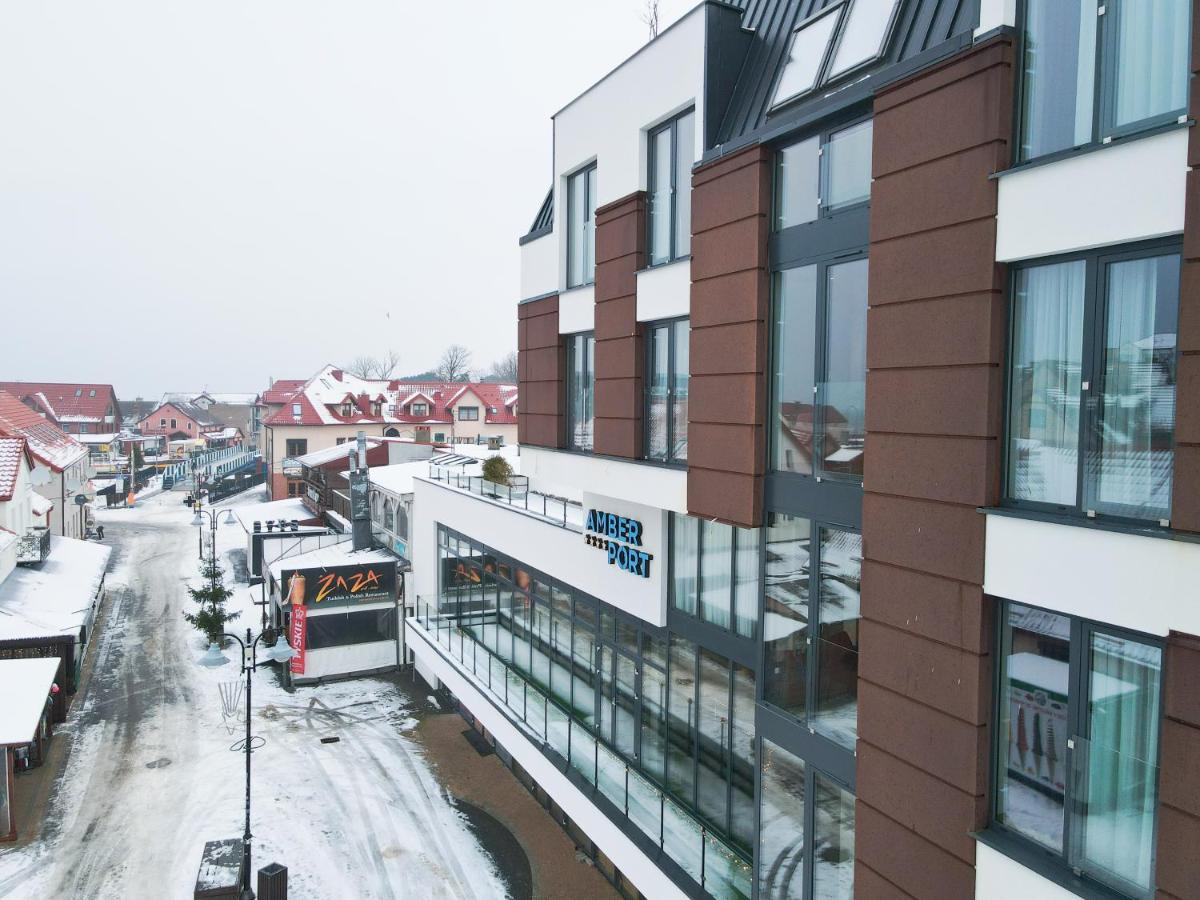 Amber Port Hotel Darlowko Ngoại thất bức ảnh