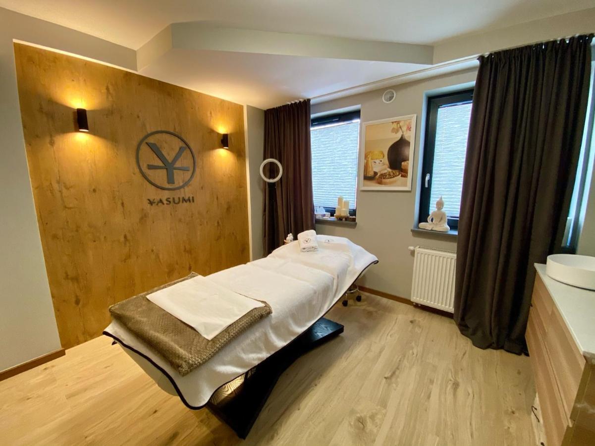 Amber Port Hotel Darlowko Ngoại thất bức ảnh