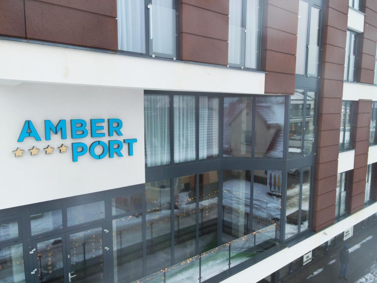 Amber Port Hotel Darlowko Ngoại thất bức ảnh