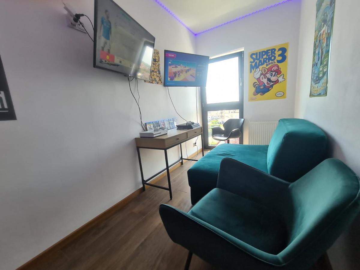 Amber Port Hotel Darlowko Ngoại thất bức ảnh
